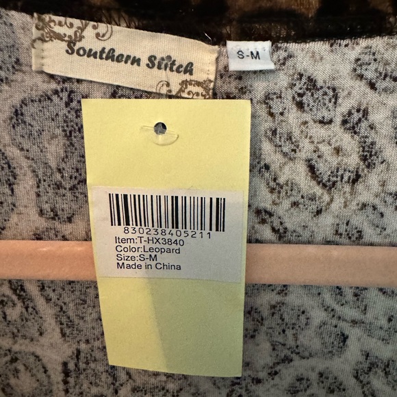 Southern Stitch leopard print duster.  Size small/ medium.   NWT - Picture 4 of 7